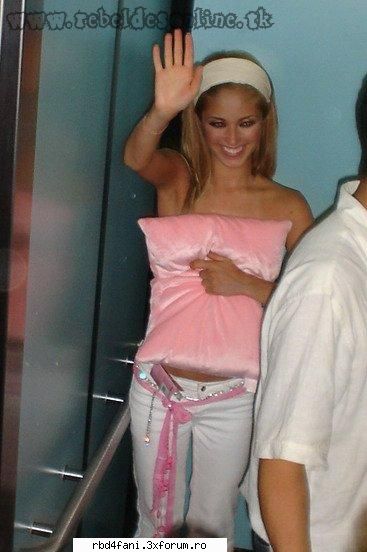 Anahi - Deeea - Poza